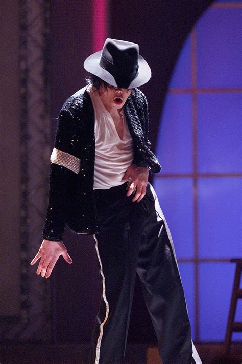 Michael Jackson Awesome Dance Moves