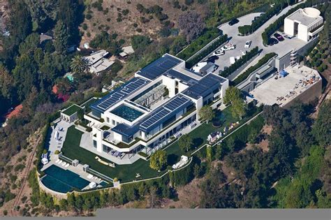 Who owns the biggest house in Beverly Hills?