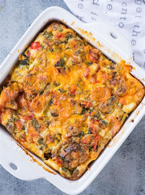 Easy Breakfast Casserole With Bread The Flavours Of Kitchen