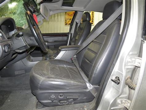 Sell 2003 Ford Explorer Front Driver Seat Belt And Retractor Only Gray In
