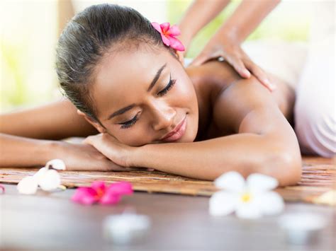 Formation Massage Balinais Le Phare Du Bonheur