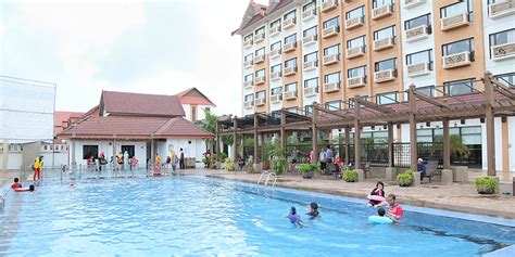 You can book hotels under different sets of budgets—mmt. Permai Hotel Kuala Terengganu - 3 Bintang - (Emas ...