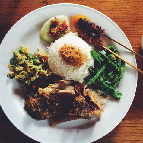 Nasi Campur Le Plat De La Street Food From Bali Openminded