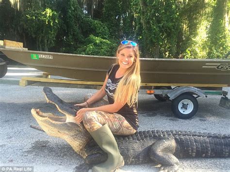 Florida Woman Defends Capturing And Wrestling Alligators Up To 12ft
