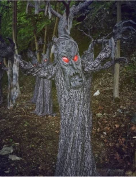 New Retired Spirit Halloween Life Size Deadwood Haunted Tree