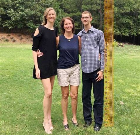 how tall is nancy in heels vs 6ft7 mom 7ft bro by zaratustraelsabio on deviantart hoge hakken