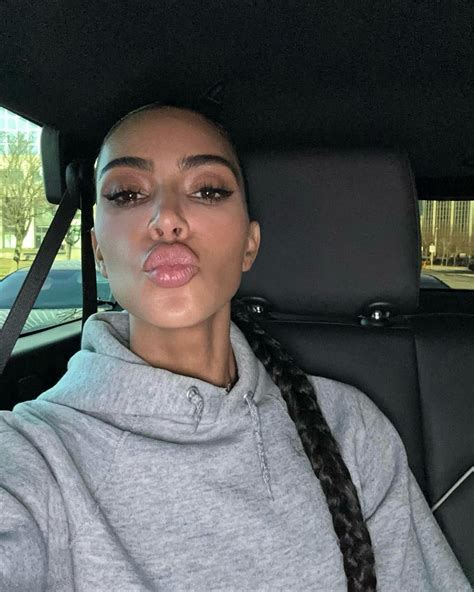 kim kardashian shows off massive lips in rare new unedited photo after fans tell her to slow