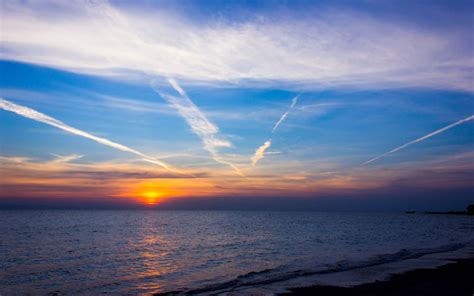 Download Wallpaper 2560x1600 Sunset Horizon Sun Sea