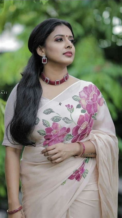 pin by love shema on saree fashion 2 beautiful women pictures gorgeous women hot beautiful