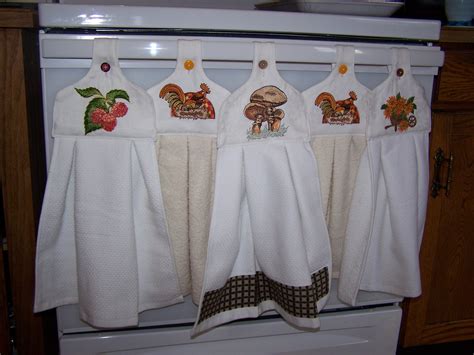 Plenty more designs found here: Free Embroidery Designs, Cute Embroidery Designs