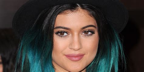 kylie jenner finally gives up on blue hair color huffpost