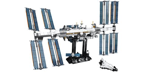 Lego International Space Station Debuts With 864 Pieces 9to5toys