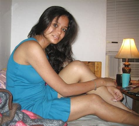 Indian Desi Girl And Housewife Bhabhi Nude Photos 3 XXXPicz