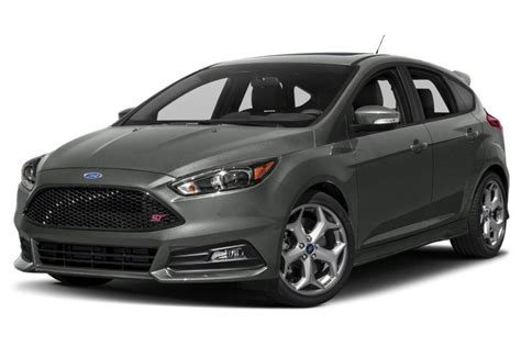 Search 130,000+ new & used cars for sale! Ford Focus RS Price in Pakistan 2020, Review, Features, Images