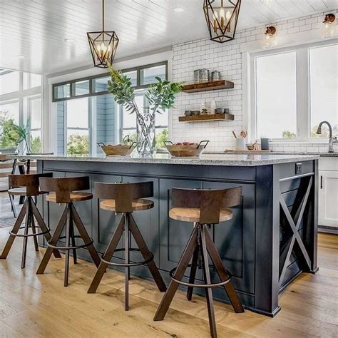 7 Decorating Ideas For Kitchen Table