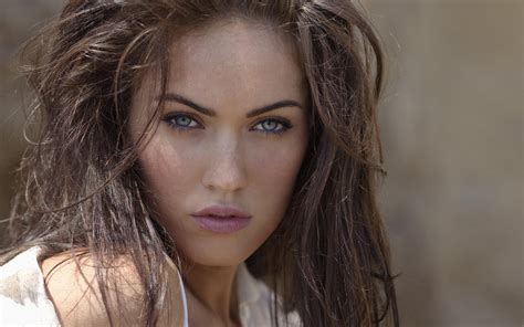 Hd Wallpaper Megan Fox Face Blue Eyes Freckles