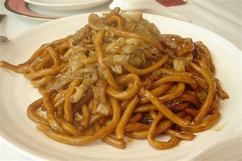 The more commonly known japanese udon can be used as a substitute. DSC02587 | shanghai fried noodles | Janine Cheung | Flickr