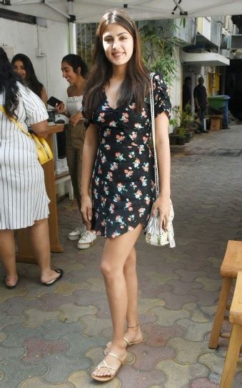 Rhea Chakraborty Shows Simple Is Sexy In Floral Mini Dress For Lunch Date See Pics Indiatoday