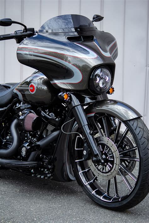 2018 Harley Davidson Street Glide Special 23 Big Wheel Retro Bagger