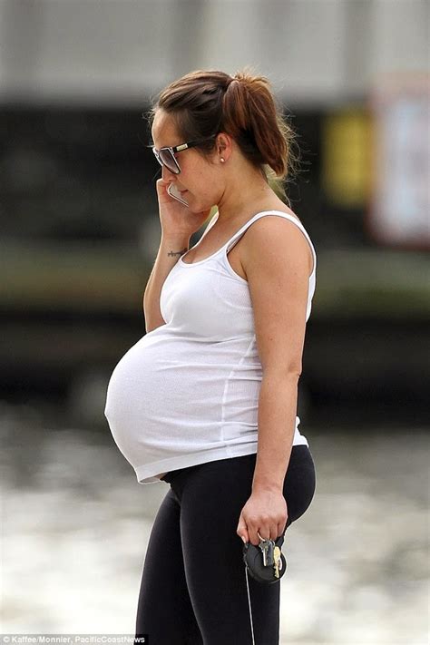 Pregnant Women Beautiful Heavily Pregnant Ashley Rosenbaum Looks Ready