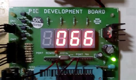 Seven segment displays are arrays of seven light emitting diode (led) segments with additional decimal point (dp) which is also a led. 7 segment display interface with PIC microcontroller ...