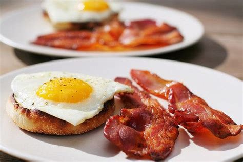 Y cocinar para mi familia y amigos sigue siendo mi gran pasión. HUEVOS CON TOCINETA, RECETAS PARA DESAYUNOS, COCINA FÁCIL