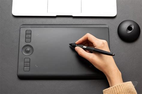 The wacom tablet can handle pretty much any software you throw at it, with only slight variations in capabilities (such as the tilt and rotation support in the pro line). What is the Best Tablet for Graphic Design? [2020 ...