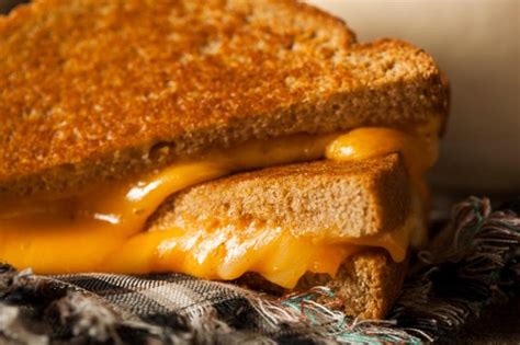 Grilled Cheese Eaters Have More Sex So Eat More Grilled Cheese