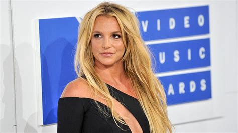 Britney Spears Financial Firm Asks To Withdraw From Conservatorship