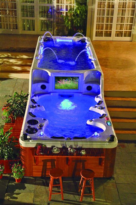 Sunrans Endless Swim Spa Pool This 26 Foot Long Ultimate Hot Tub Has Two Levels Seats 12 And