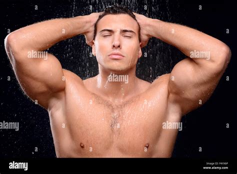 Man Shower Gesture Hi Res Stock Photography And Images Alamy