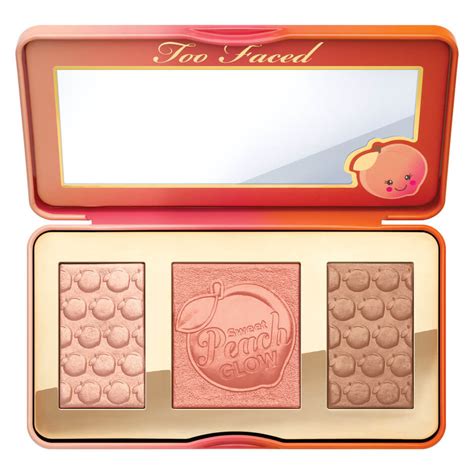 More info on the too faced sweet peach collection is finally here. Sweet Peach Glow Palette - Too Faced | MECCA