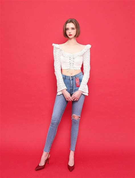 Pin By Jack Sy On Chloe 金愛蘭 김애란 Skinny Jeans Fashion Women