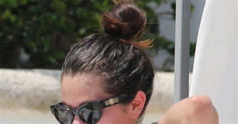Selena Gomez Flaunts Bikini Bod While Hanging Out Poolside In Miami E News