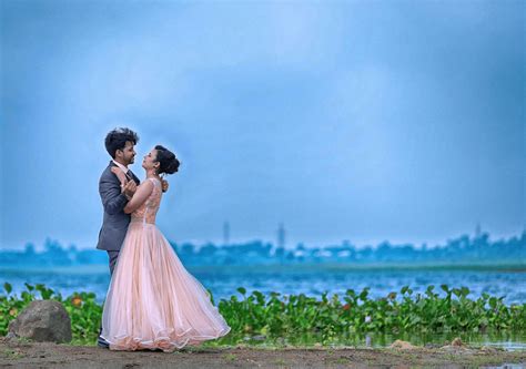 Simple Best Pre Wedding Photography Poses For Couples Makeupwale