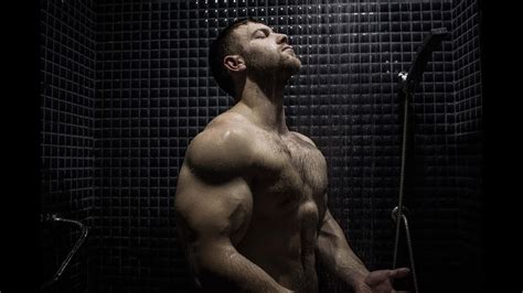 INSANE FLEXING SHOW IN SHOWER WITH GIANT MUSCLES YouTube