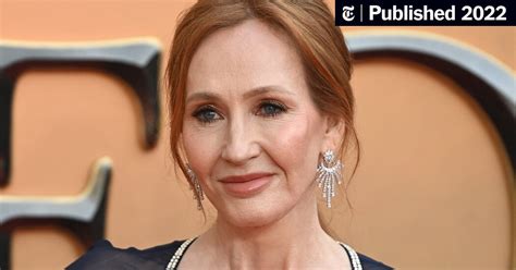 Uk Police Investigate Online Threat To Jk Rowling The New York Times