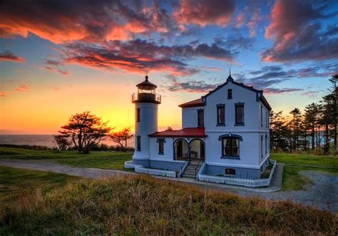 Sunset At The Admiralty Head Lighthouse Hdr Davidriron Flickr