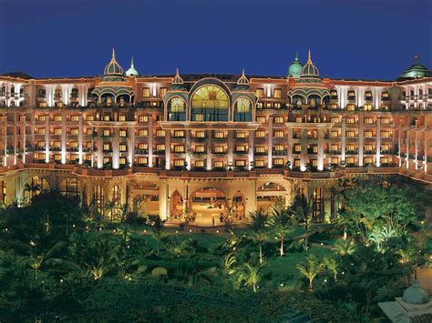 Top 5 Stars Luxury Hotels In Bangalore