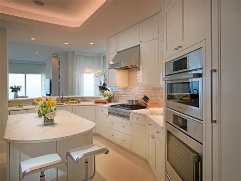 Packages in hand, you walk into your kitchen or step into your bathroom and feel peace and light. Lido Key Penthouse Kitchen - Eurotech Cabinetry | Sarasota ...
