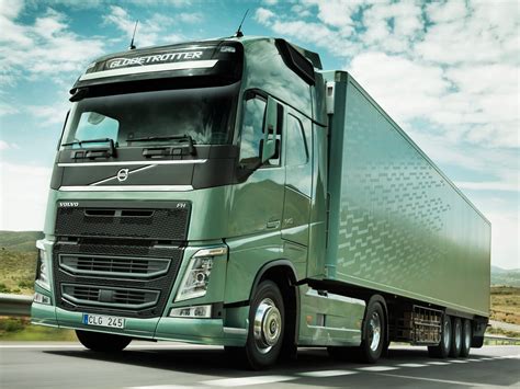 Volvo Fh Features Overview Of All Generations Photos Videos