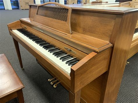 New Used Baldwin Spinet Upright Pianos Used Pianos Solich Piano