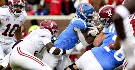 Ole Miss Football Whats At Stake For The Rebels In The Egg Bowl