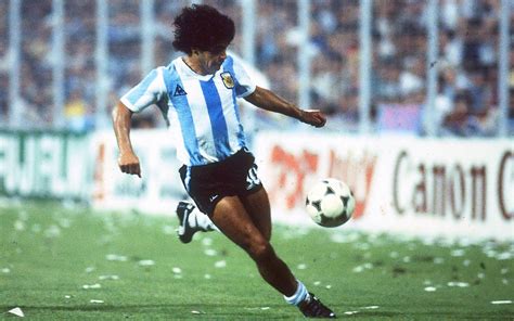 Diego Maradona Football Legend Dies Aged 60 Guinness World Records Atelier Yuwa Ciao Jp