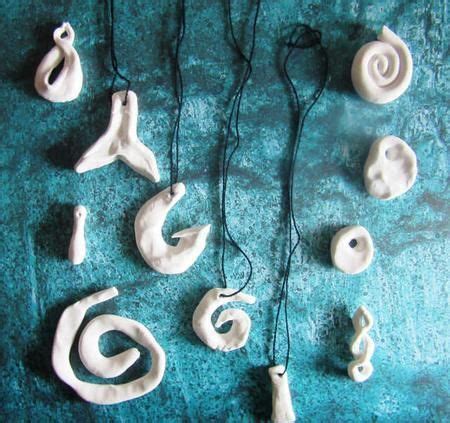 New Zealand Crafts - make your own Maori Jewelry | Cultural crafts