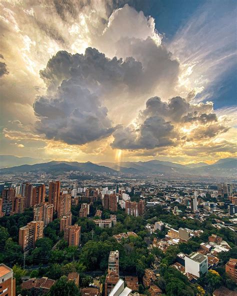 The Weather And What To Pack For Medellin Casacol