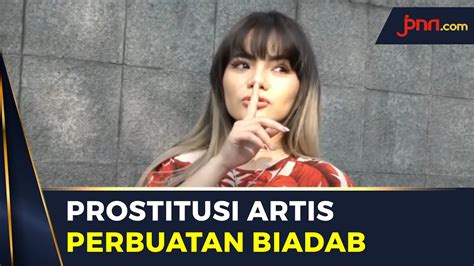 Dinar candy bikin heboh setelah jual celana dalam bekas. Dinar Candy Ngaku Pernah Ditawari Jadi Simpenan Pengusaha - YouTube