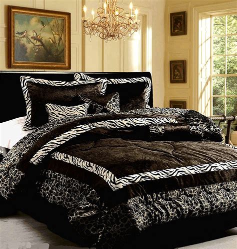 Dovedote Safarina Zebra Animal Print Comforter Set Queen Black White
