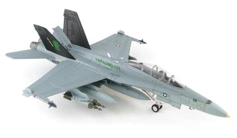 Fa 18d F 18 Hornet Vmfaaw 121 Green Knights 172 Scale Diecast