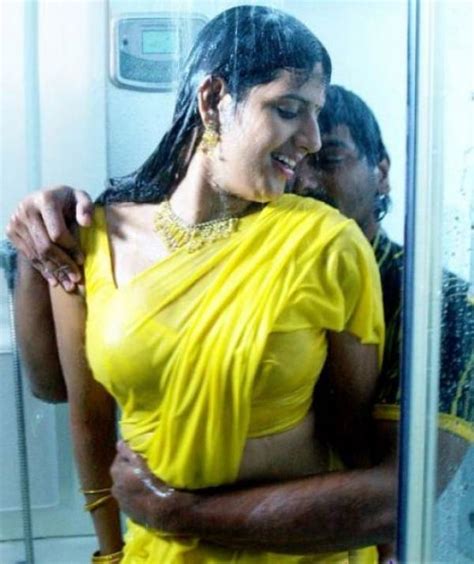 Desi Aunty Blouse Cleavage Desi Boobs Clevage